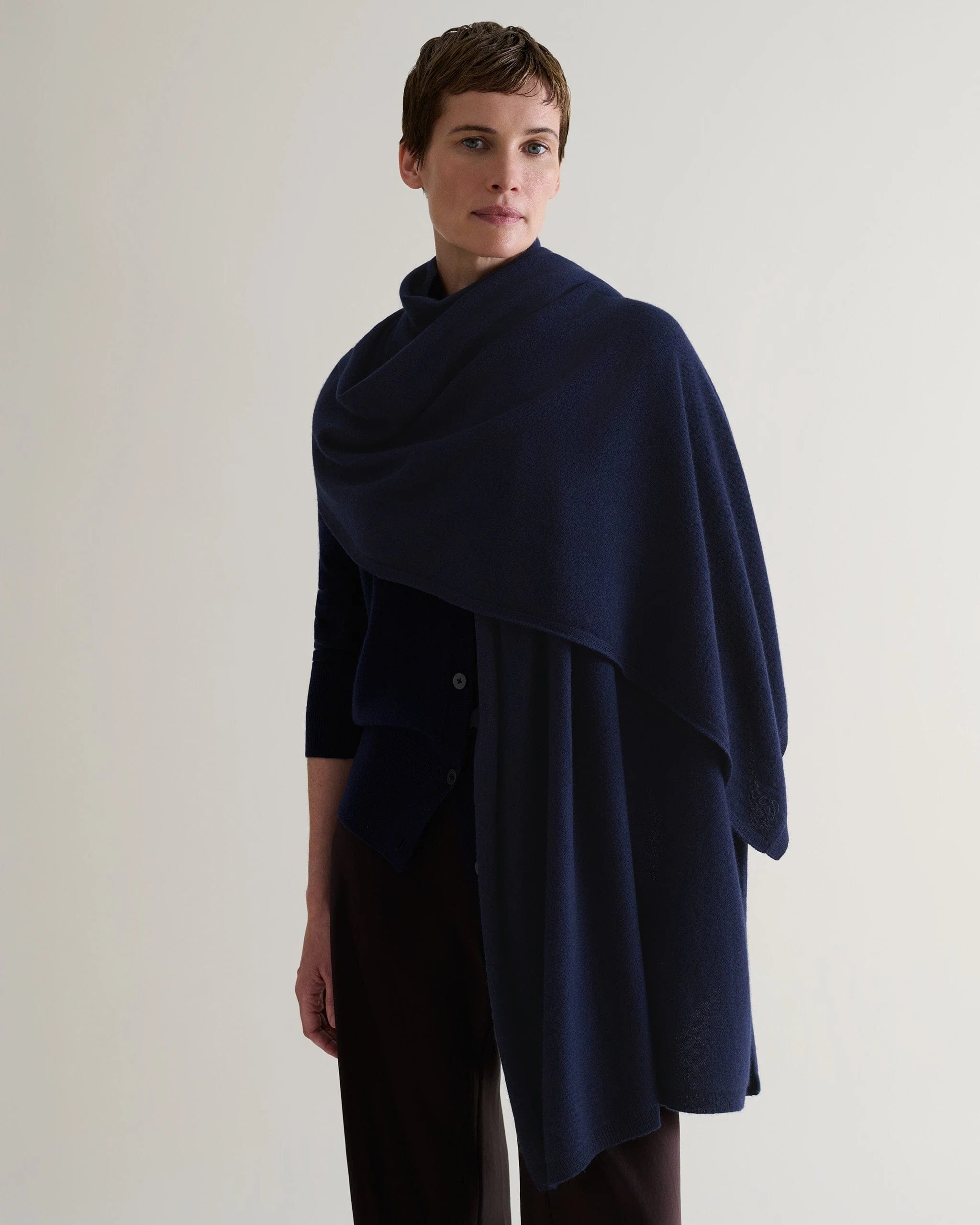 Oversized Finest Cashmere Wrap