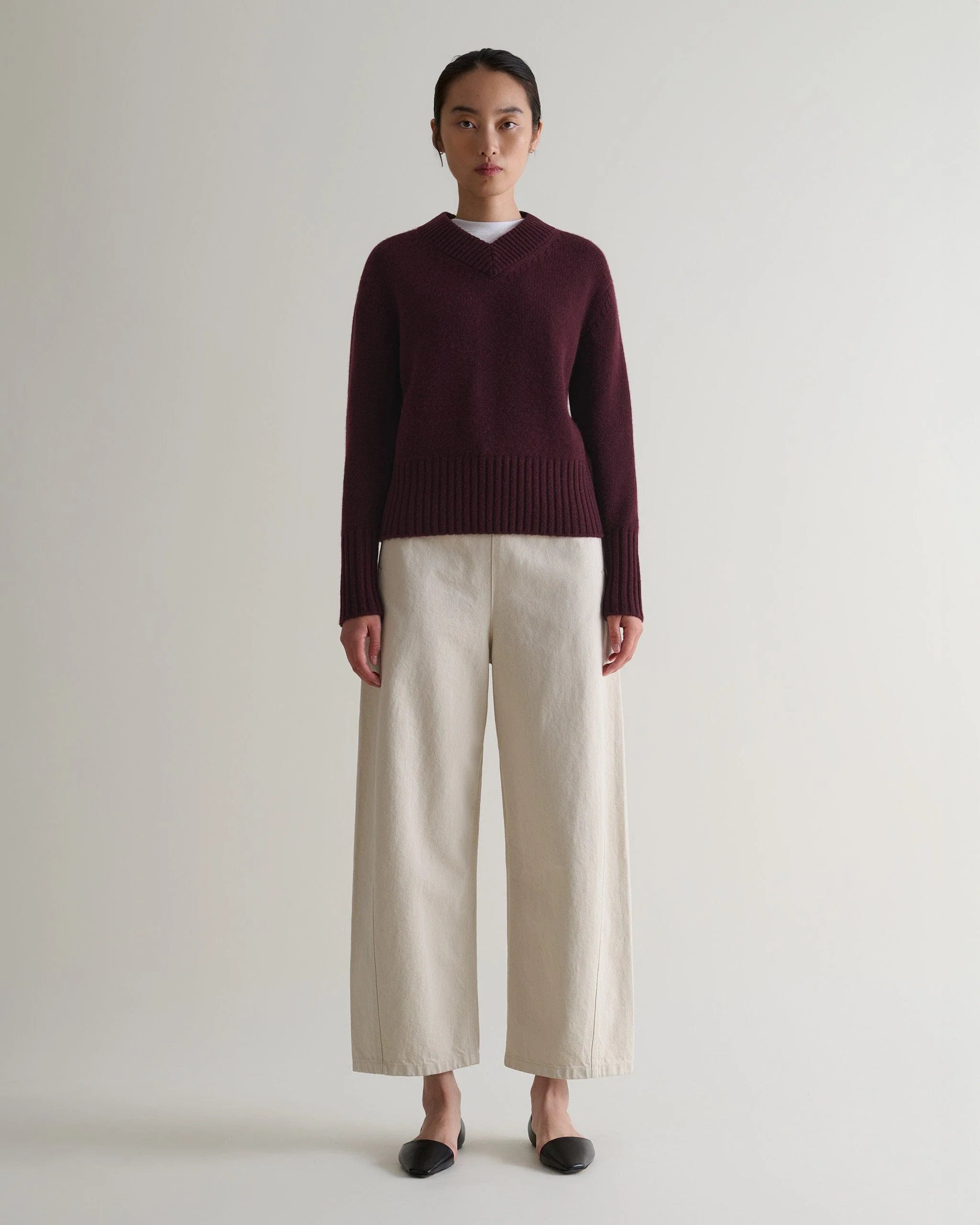 Women's Cashmere Merino V Neck Jumper