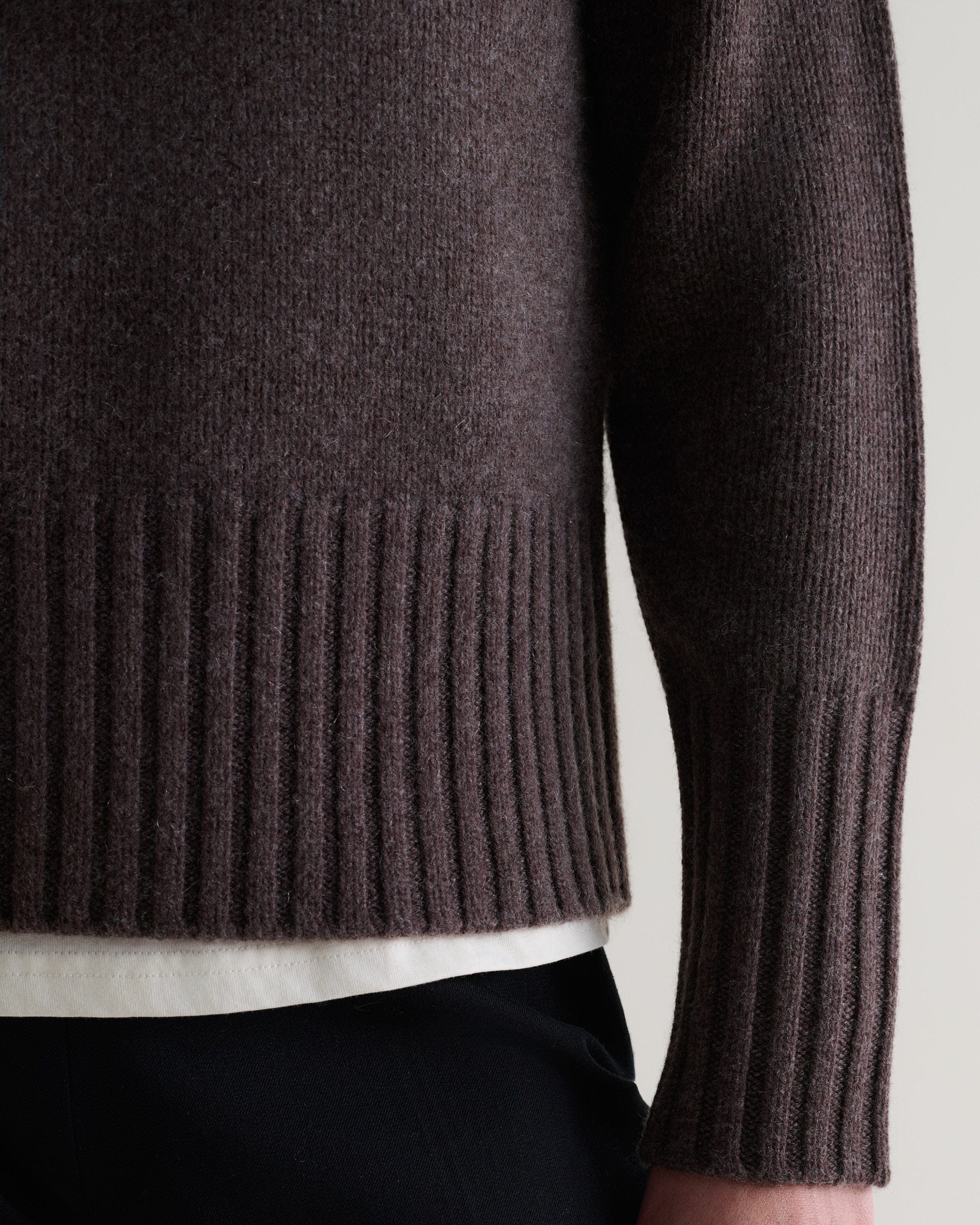 Women's Cashmere Merino V Neck Jumper