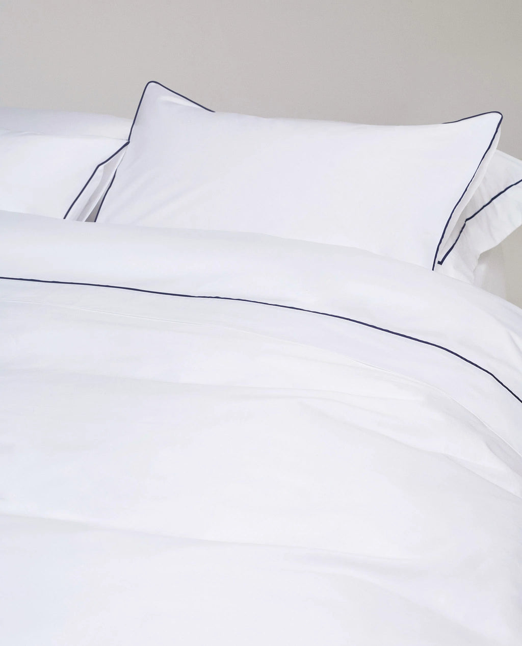 The Crisp & Cool Organic Luxury Duvet Cover