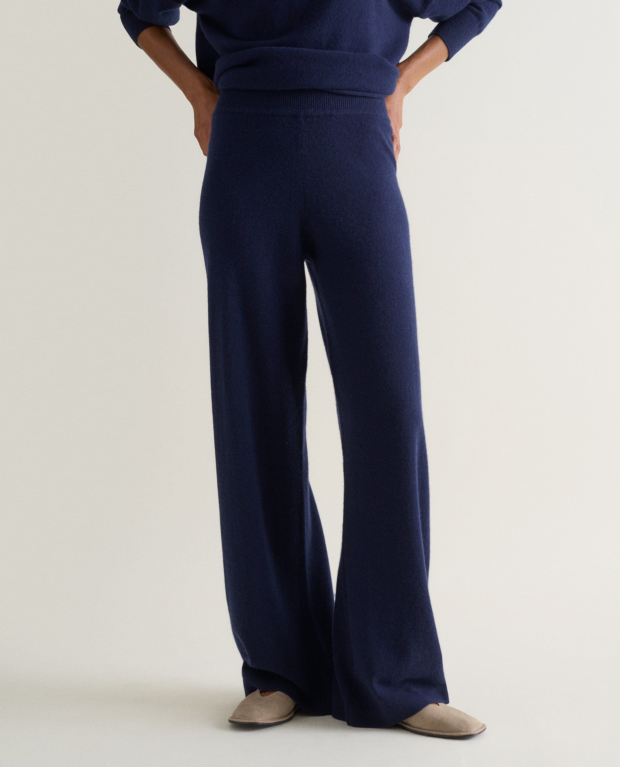 Women's Finest Cashmere Wide-Leg Trousers