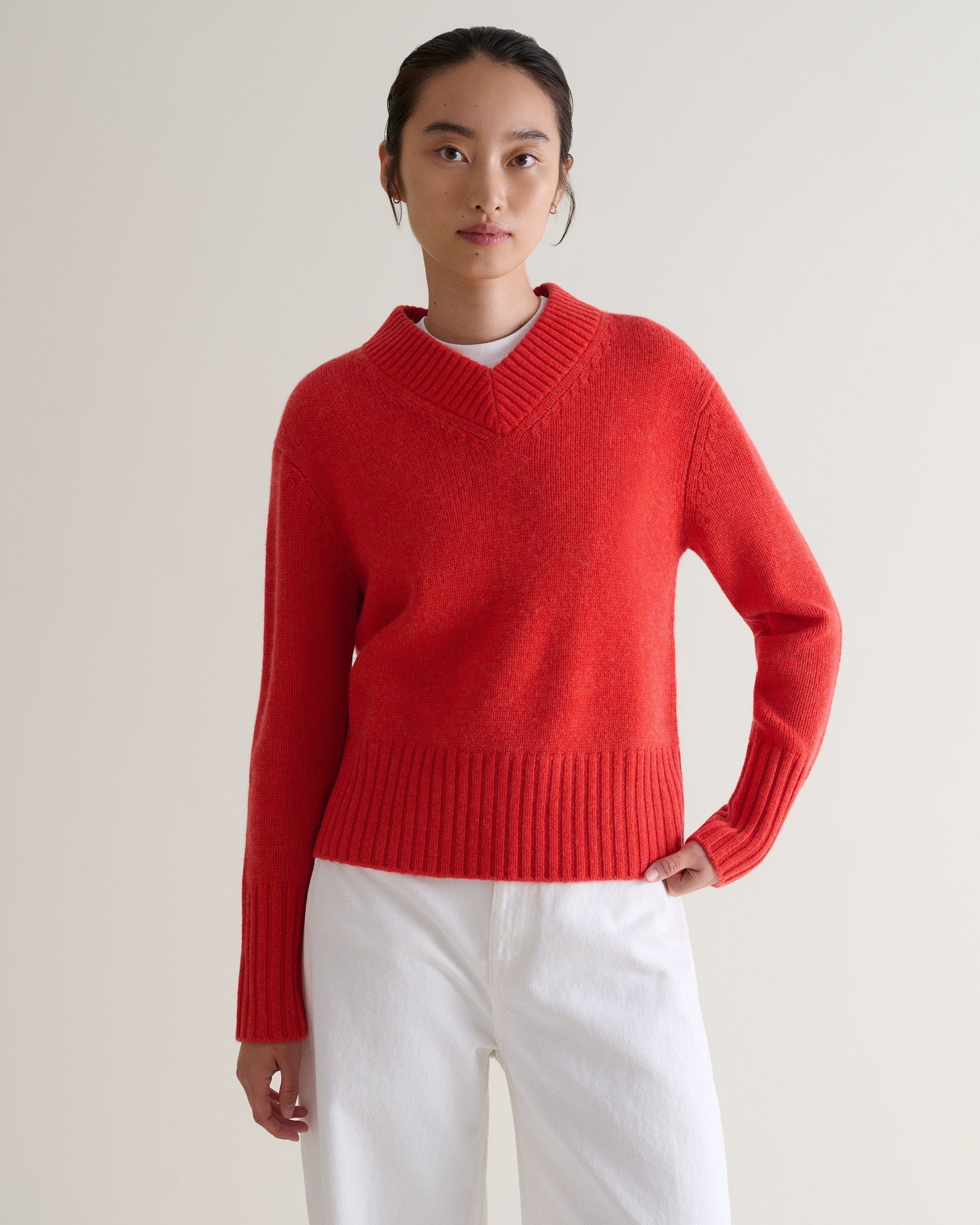 Women's Cashmere Merino V Neck Jumper