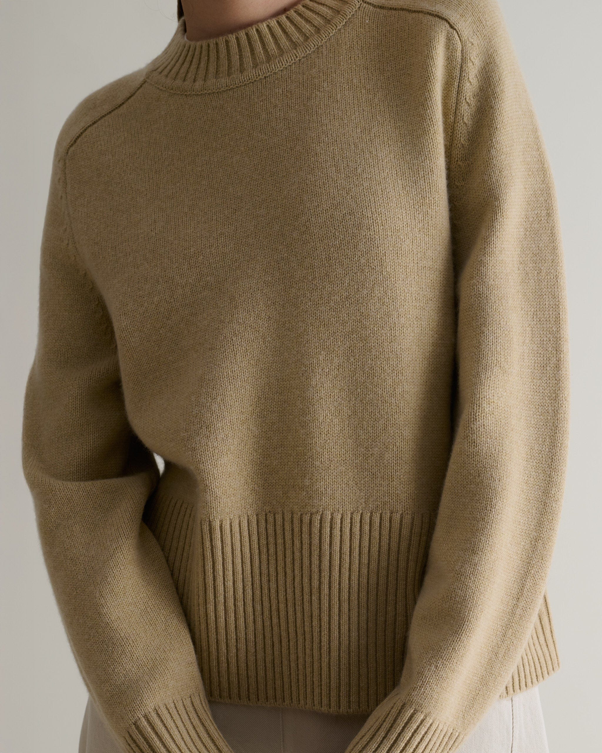 Women's Cashmere Merino Saddle Sleeve Crew Neck Jumper